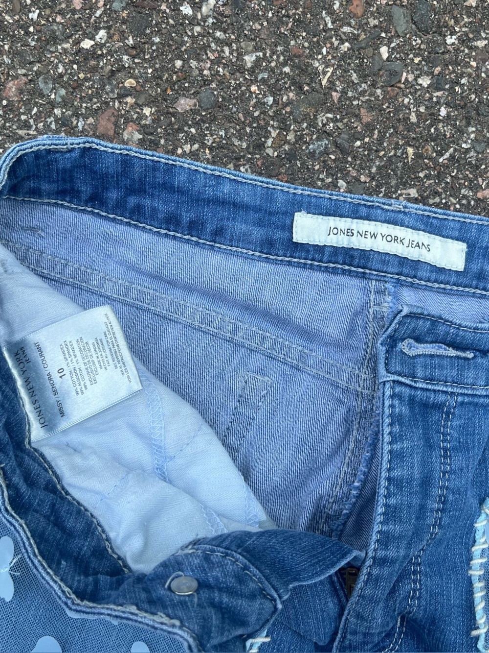 OOAK reworked Light Blue Women’s Jeans with Butterfly Patch Details - Picture 3 of 4